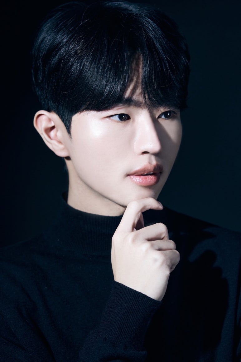 세움브랜딩과 함께하는 전문가 - 젊은 남성 전문가 포트레이트